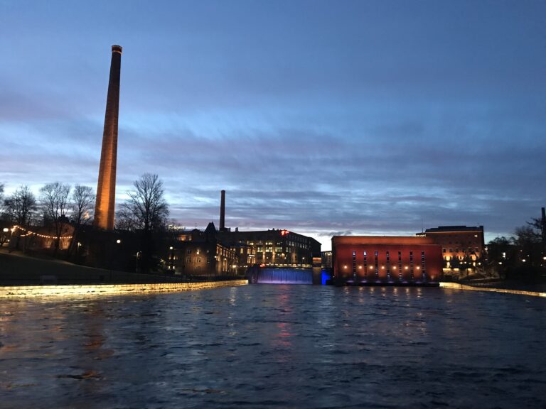 Tammerkoski auringonlaskussa